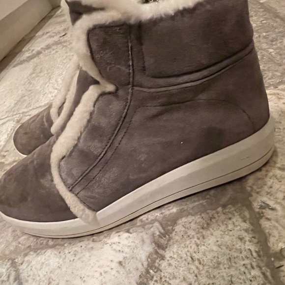 Prada Gray Suede Shearling Boots - Picture 3 of 8